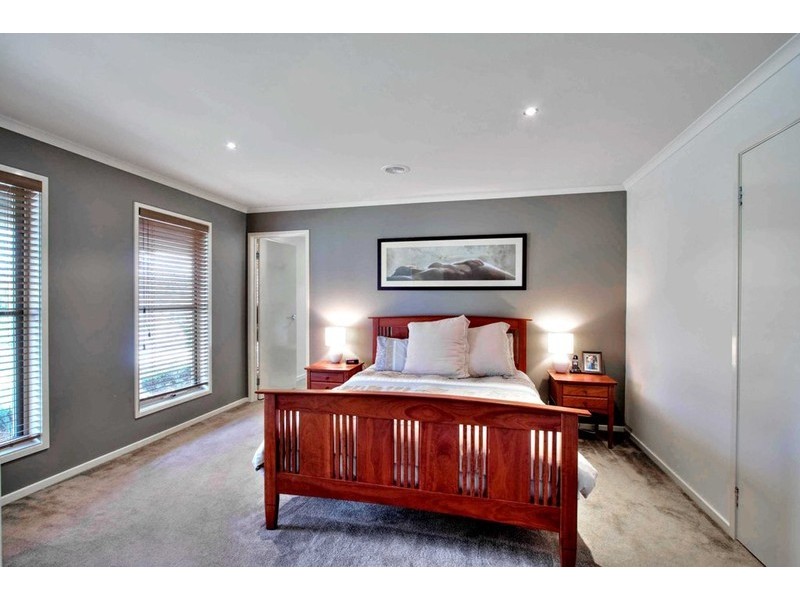 70 Fleet Street, Narre Warren South VIC 3805