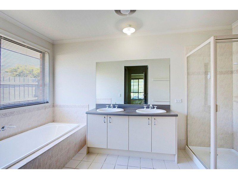 7 Sydney Street, Narre Warren South VIC 3805
