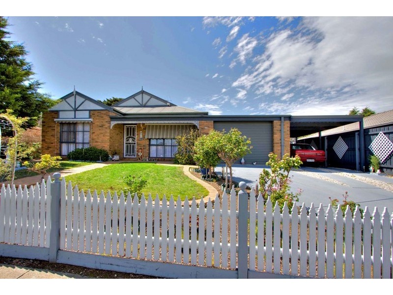 44 Murdoch Avenue, Narre Warren VIC 3805