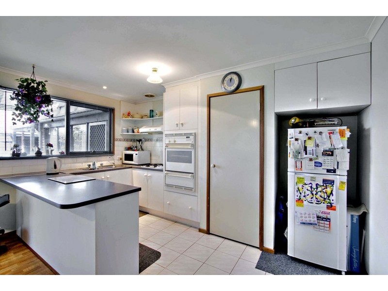 44 Murdoch Avenue, Narre Warren VIC 3805