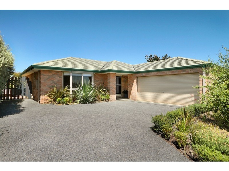 6 Bella Crescent, Hallam VIC 3803