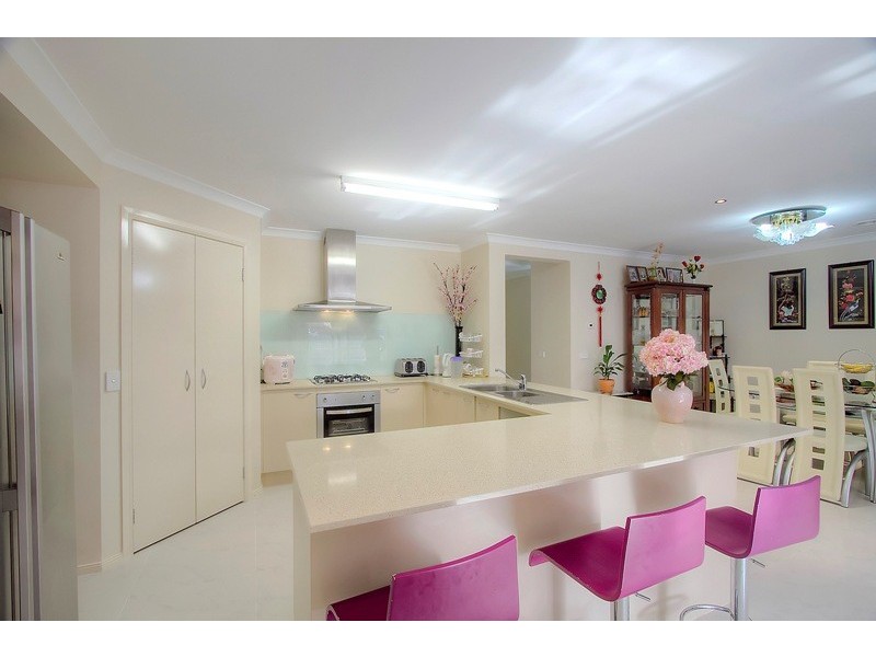 7 Longfield Way, Narre Warren South VIC 3805