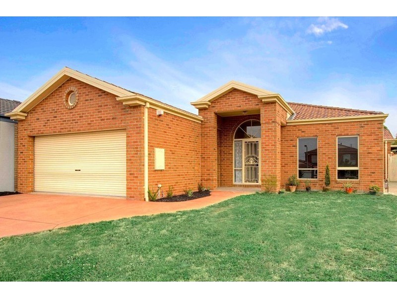 22 Sugar Gum Court, Narre Warren South VIC 3805