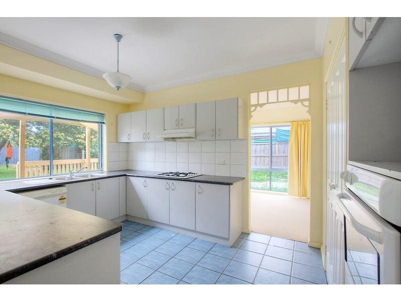 146 Sweeney Drive, Narre Warren VIC 3805