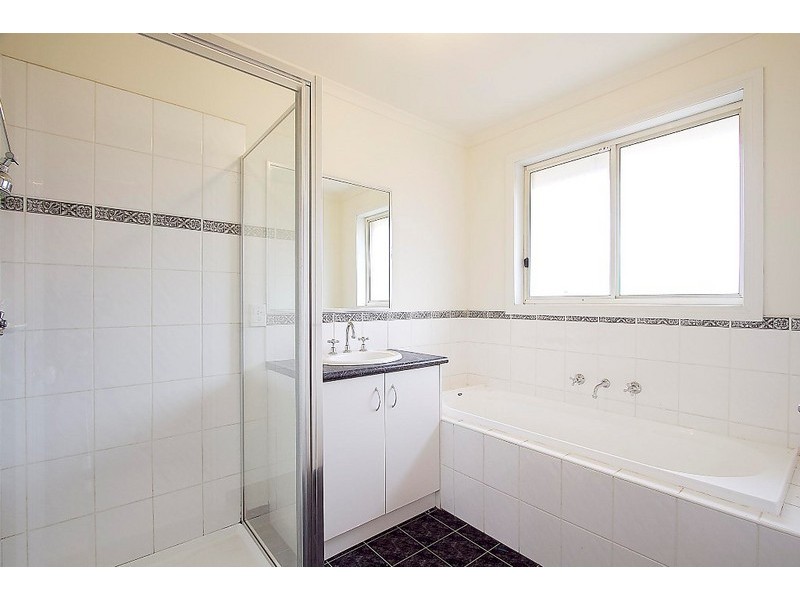 12 Baronessa Avenue, Narre Warren South VIC 3805