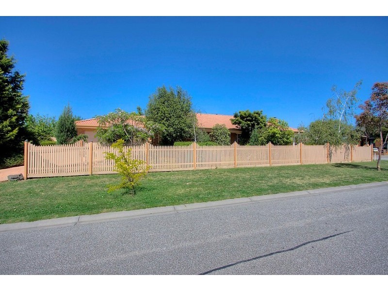 50 Tarcoola Drive, Narre Warren VIC 3805