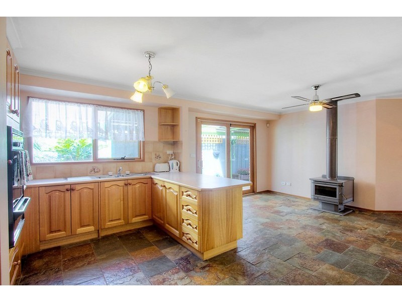 50 Tarcoola Drive, Narre Warren VIC 3805