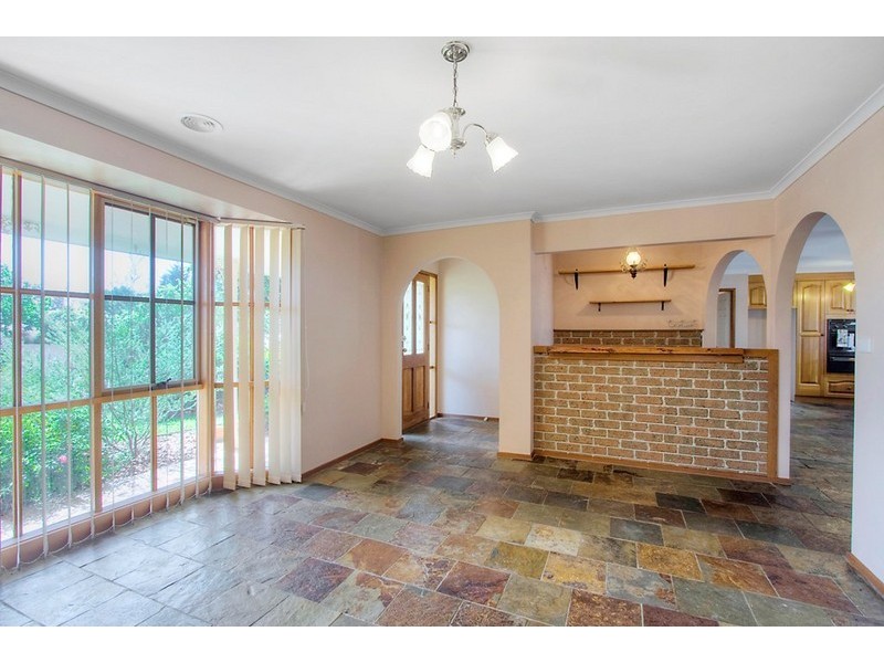 50 Tarcoola Drive, Narre Warren VIC 3805