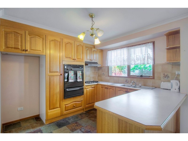 50 Tarcoola Drive, Narre Warren VIC 3805