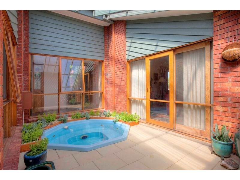 18 Greendale Court, Narre Warren VIC 3805