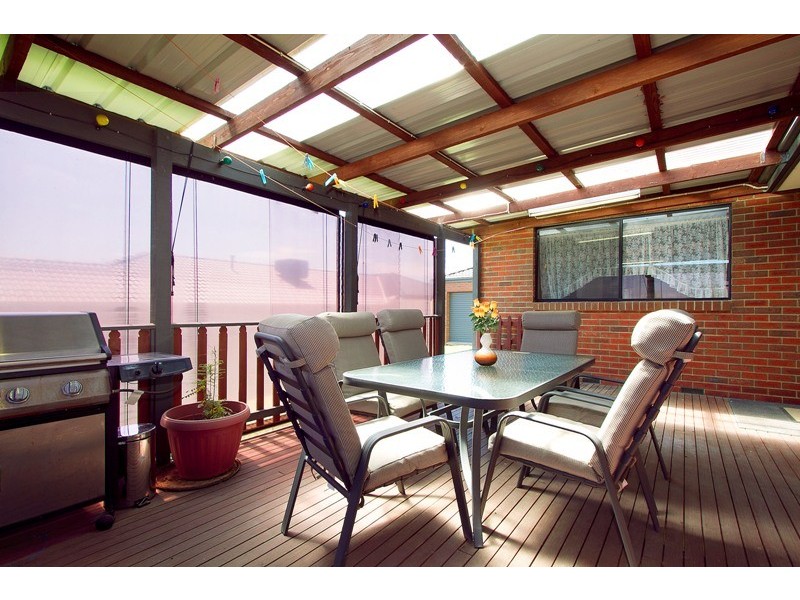 11 Ridgeway Chase, Narre Warren South VIC 3805