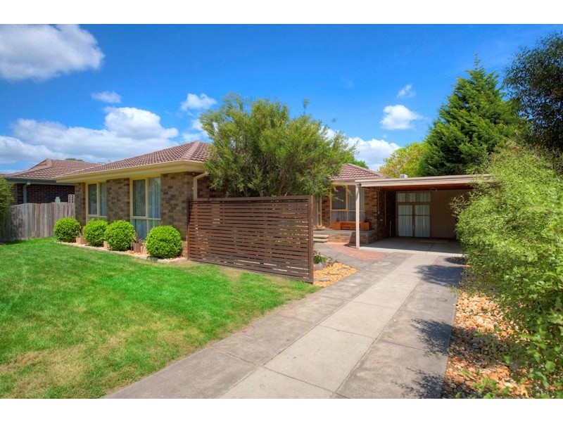 32 Franleigh Drive, Narre Warren VIC 3805