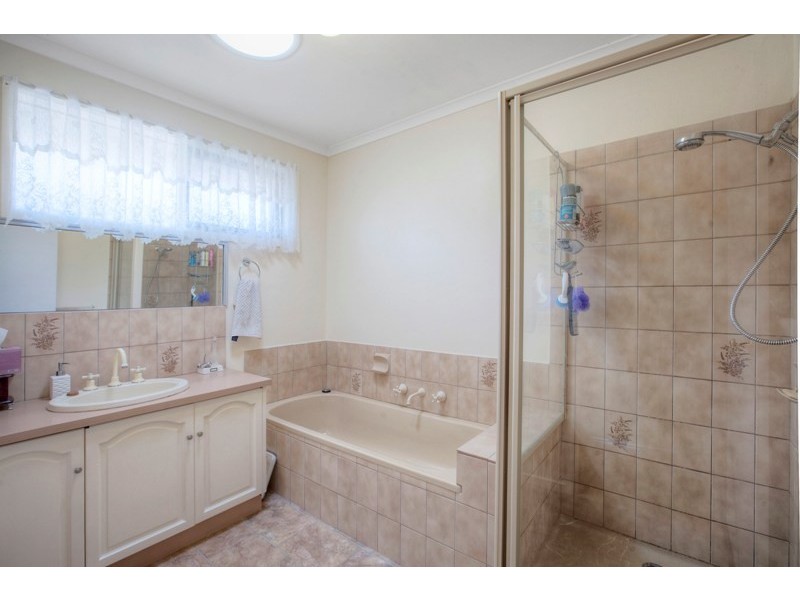 32 Franleigh Drive, Narre Warren VIC 3805