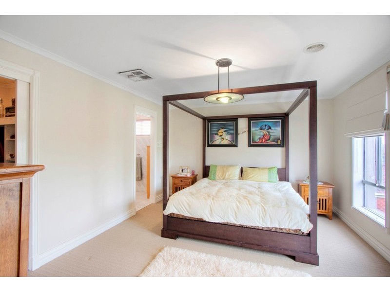 7 Edward Court, Berwick VIC 3806