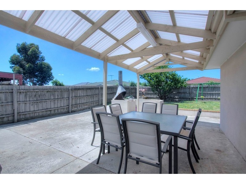 8 Rigby Court, Narre Warren South VIC 3805