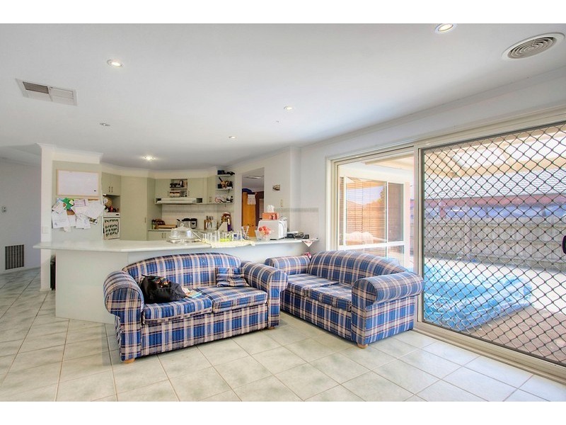 8 Rigby Court, Narre Warren South VIC 3805