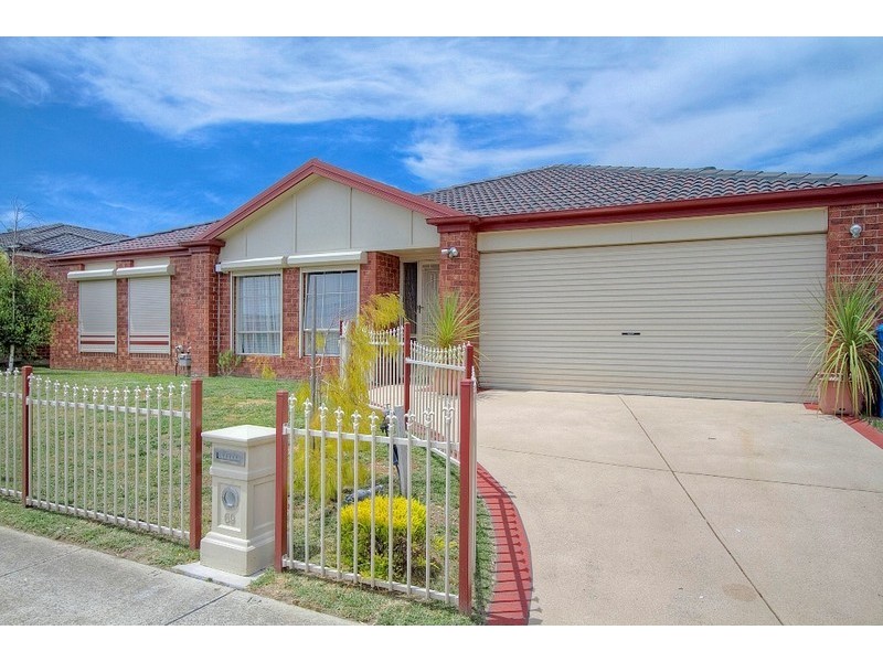 69 Langbourne Drive, Narre Warren South VIC 3805