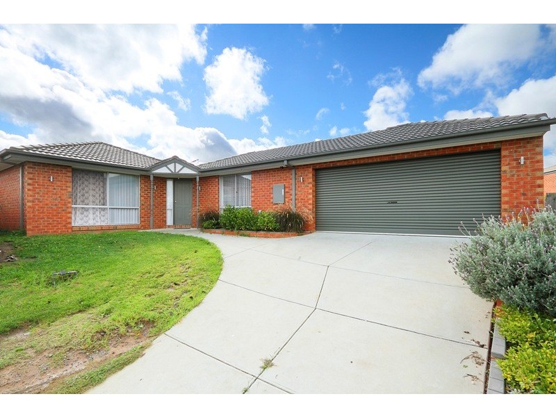 3 Silver Court, Hampton Park VIC 3976
