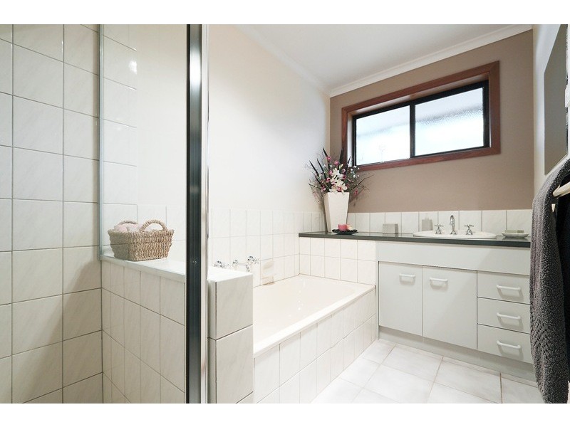 3 Silver Court, Hampton Park VIC 3976