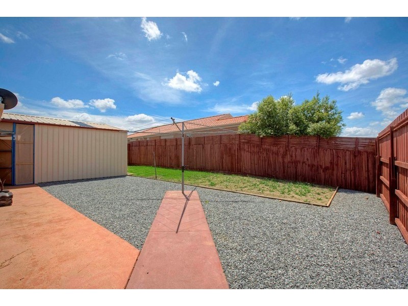 33 Chisholm Crescent, Narre Warren South VIC 3805