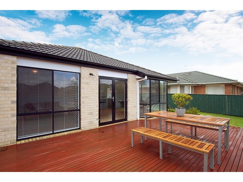 21 Kingston Avenue, Narre Warren South VIC 3805