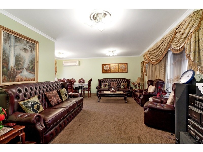 7 Cheshunt Drive, Hallam VIC 3803