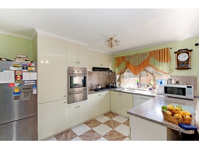 7 Cheshunt Drive, Hallam VIC 3803
