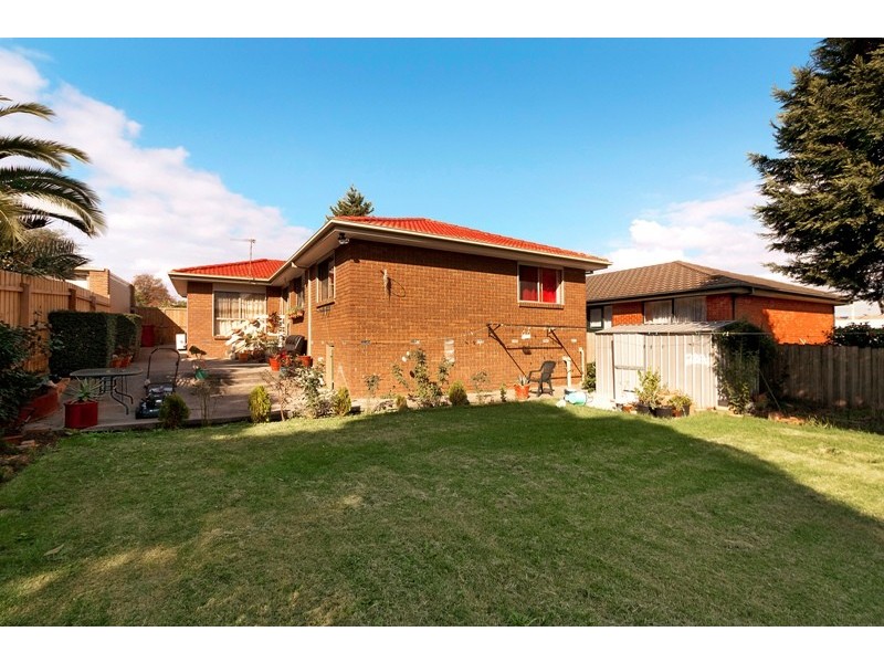 7 Cheshunt Drive, Hallam VIC 3803