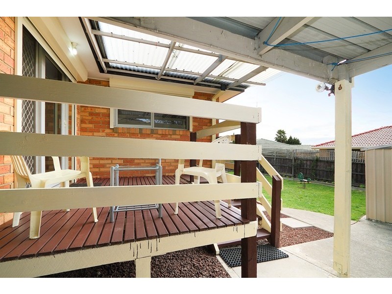 22 Hinrichsen Drive, Hallam VIC 3803