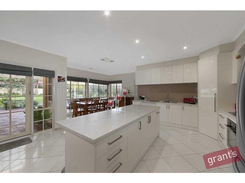 7 Cantwell Road, Narre Warren North VIC 3804