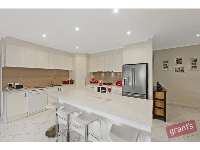 7 Cantwell Road, Narre Warren North VIC 3804