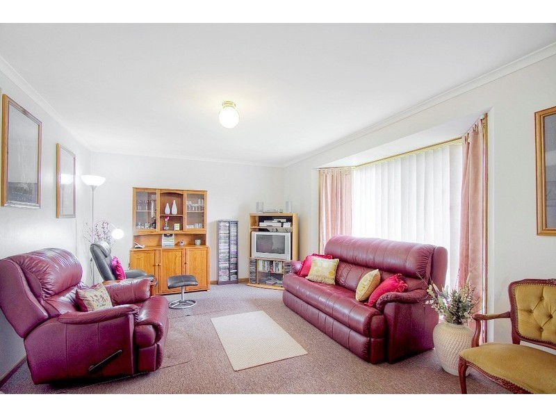 1/36 Robjant Street, Hampton Park VIC 3976