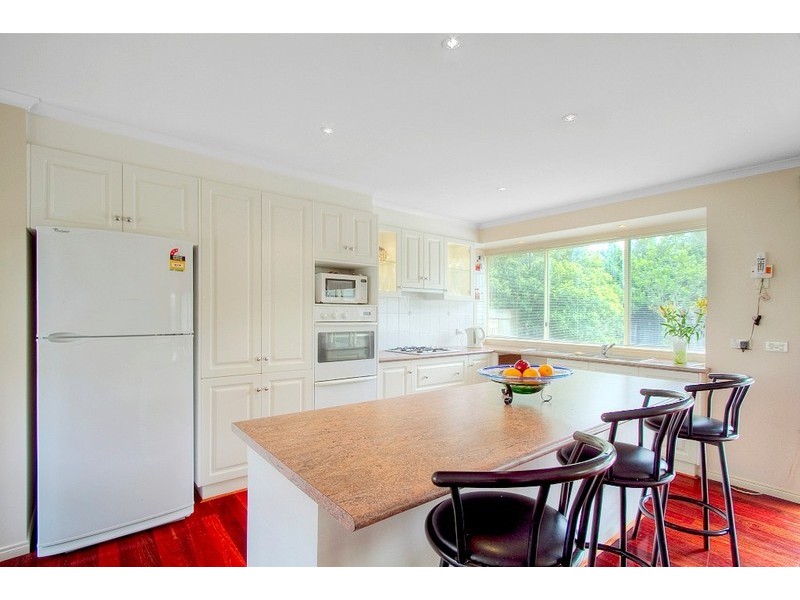 3 Delhuntly Rise, Narre Warren South VIC 3805