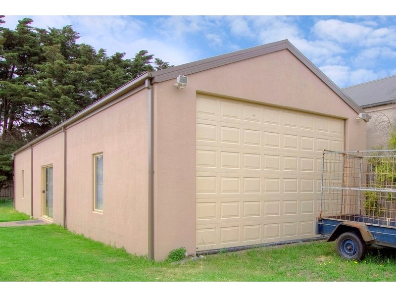 3 Delhuntly Rise, Narre Warren South VIC 3805