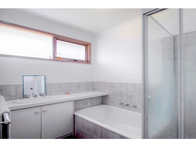 2 Daryl Court, Hampton Park VIC 3976