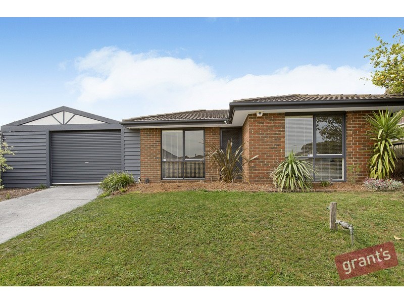 11 Finbar Court, Narre Warren South VIC 3805