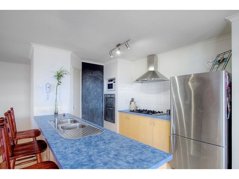 16 St Georges Road, Narre Warren South VIC 3805