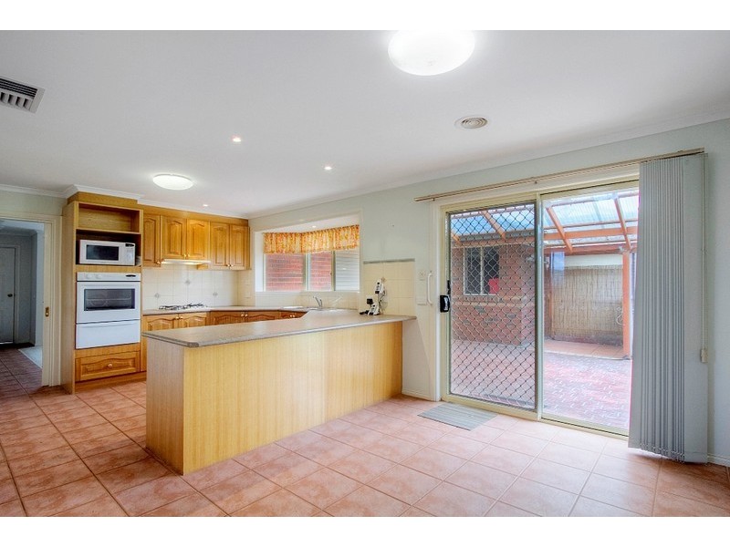 83 Langbourne Drive, Narre Warren South VIC 3805