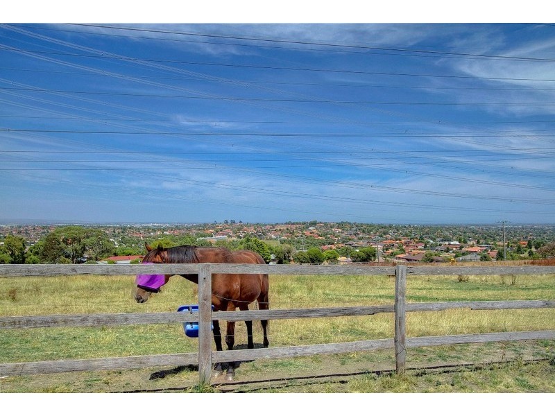 160-162 Hallam North Road, Narre Warren North VIC 3804