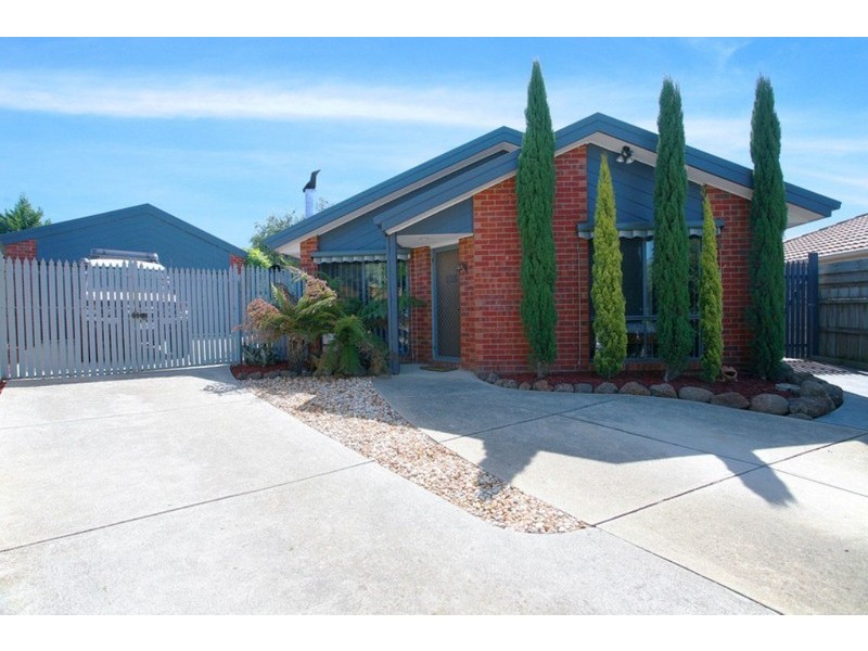 12 Ashton Rise, Narre Warren South VIC 3805