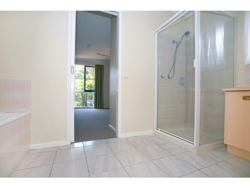 12 Debanne Court, Narre Warren VIC 3805