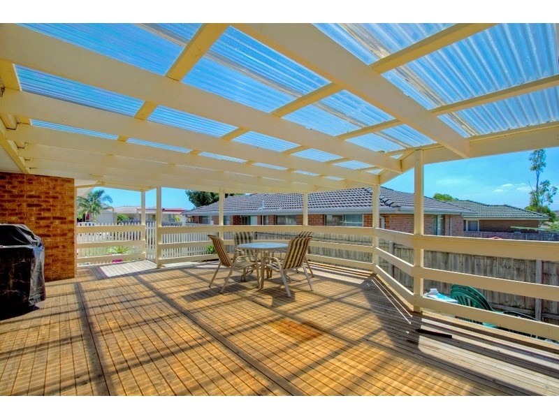 8 Madison Avenue, Narre Warren VIC 3805