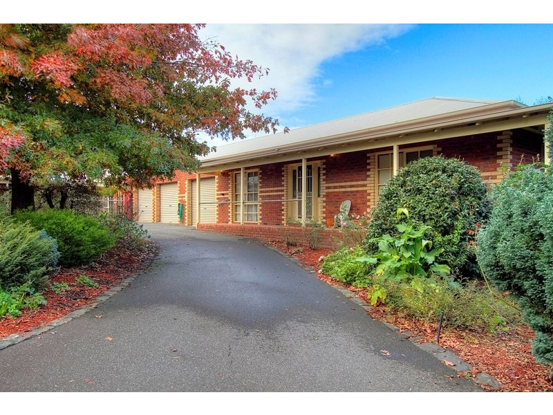 286 Pound Road, Narre Warren South VIC 3805