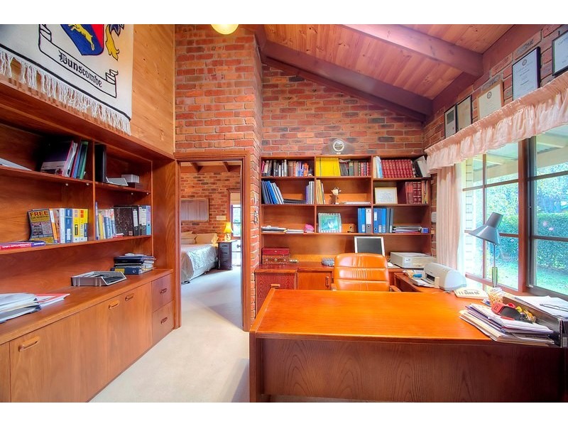 286 Pound Road, Narre Warren South VIC 3805
