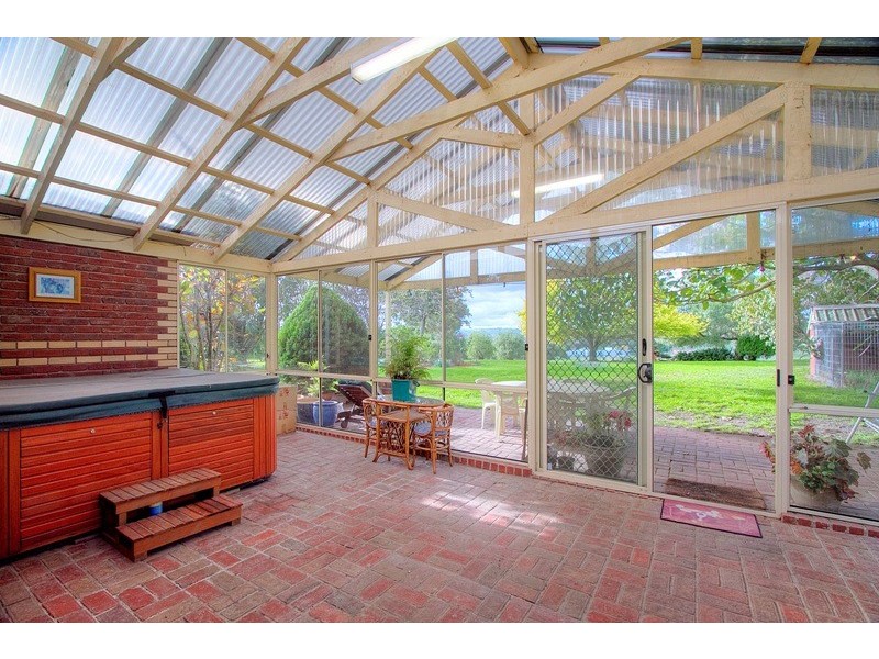 286 Pound Road, Narre Warren South VIC 3805