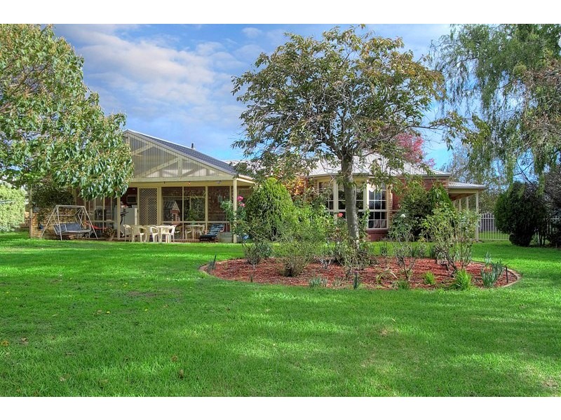 286 Pound Road, Narre Warren South VIC 3805