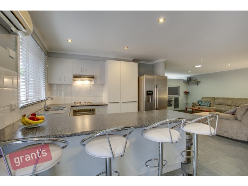 44 Bella Crescent, Hallam VIC 3803