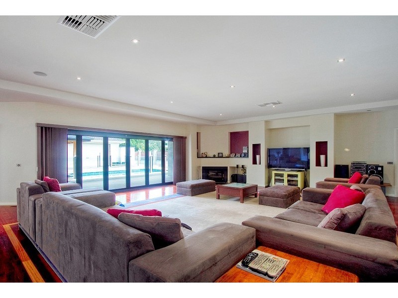 45-47 Bailey Road, Narre Warren North VIC 3804