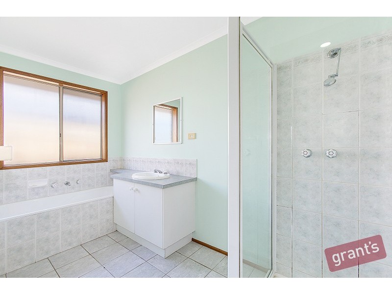 1 Fira Court, Narre Warren VIC 3805