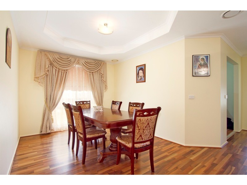 2 Finbar Court, Narre Warren South VIC 3805